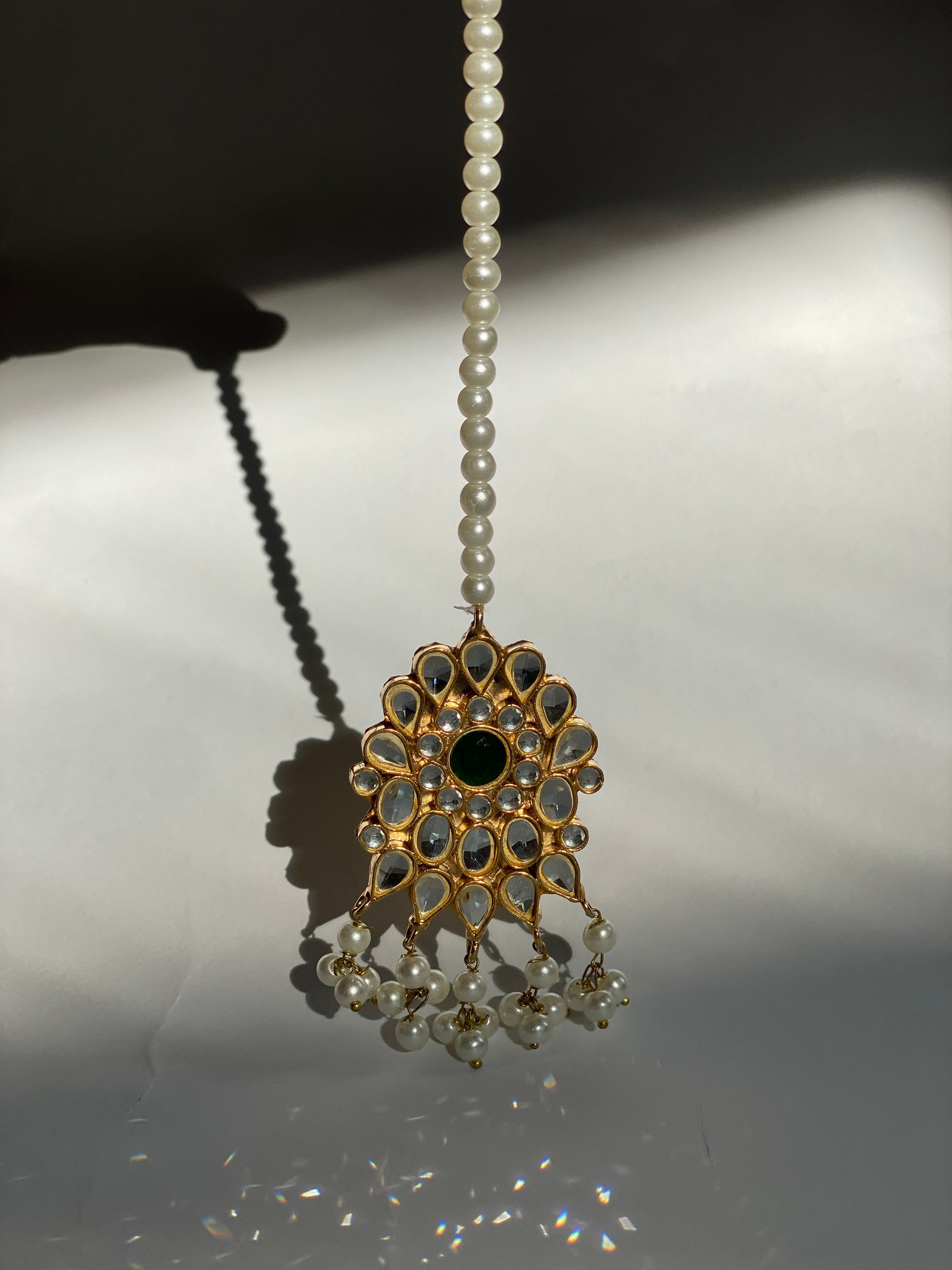 Rangrez Kundan Bindiya | Traditional Pakistani Hair Accessories
