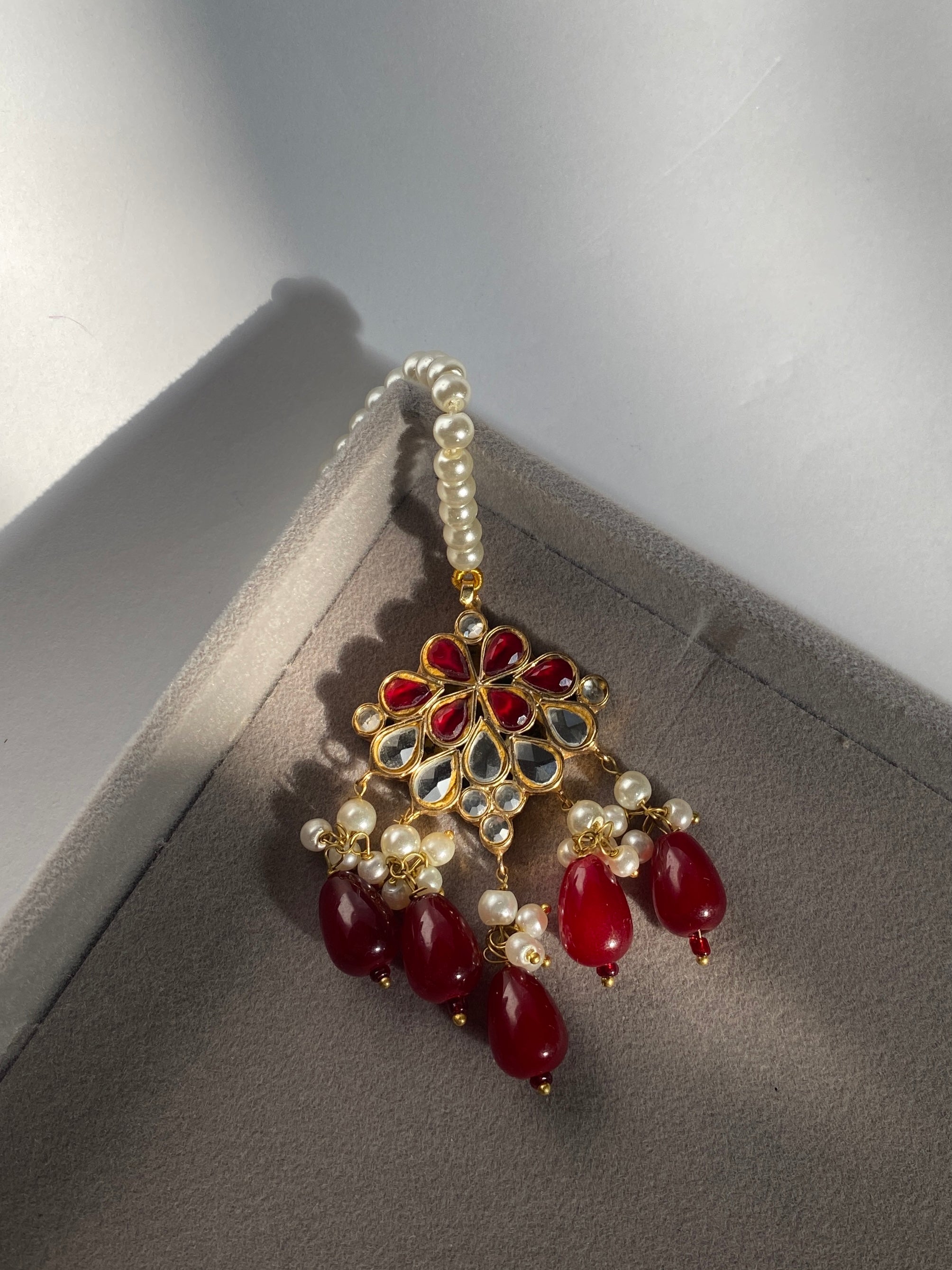 Gulnaar Kundan Bindiya | Traditional Pakistani Hair Accessories