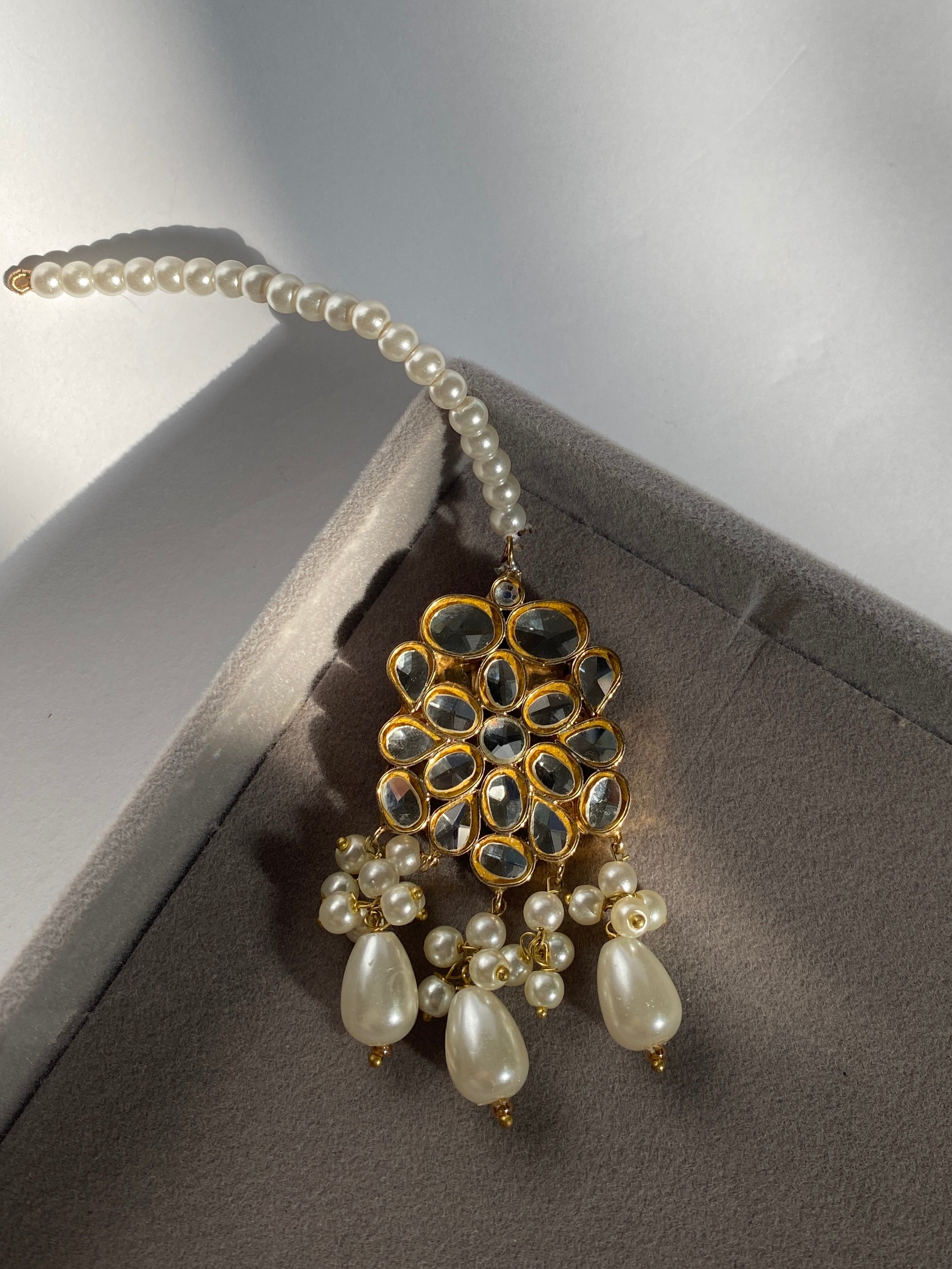 Meher Kundan Bindiya | Traditional Pakistani Hair Accessories