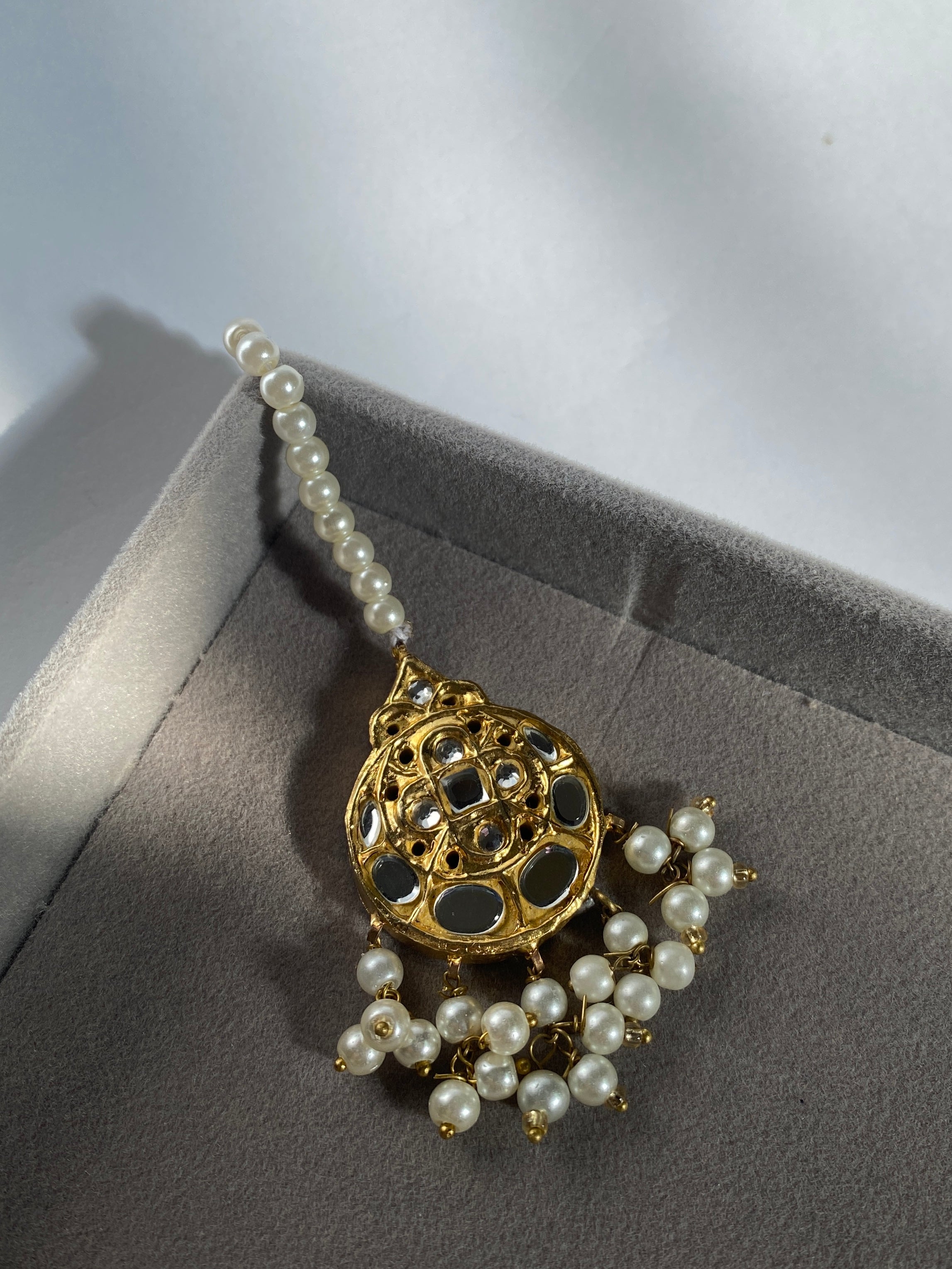 Zewar Kundan Bindiya | Traditional Pakistani Hair Accessories