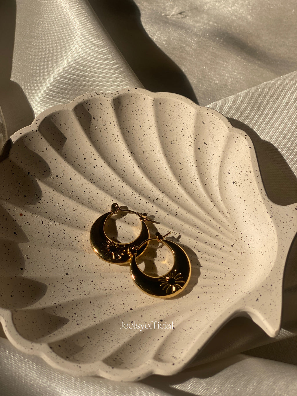 Round Hoops