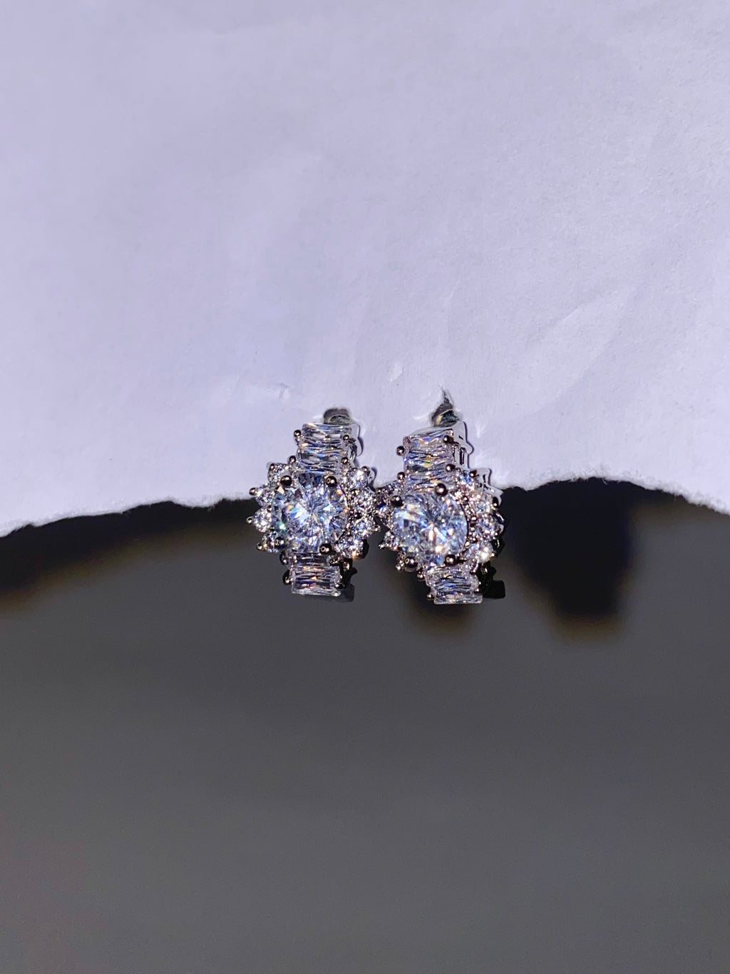 Lumi Studs